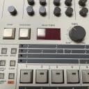 Roland TR-909 Rhythm Composer 1983 - 1985 - White