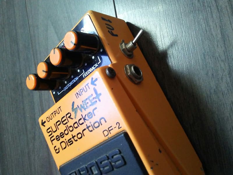 Boss DF-2 Super Feedbacker Circuit Bent Mod