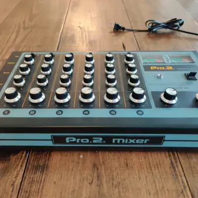 Pro.2 Mixer Vintage Boss KM-6A Near Mint | Reverb