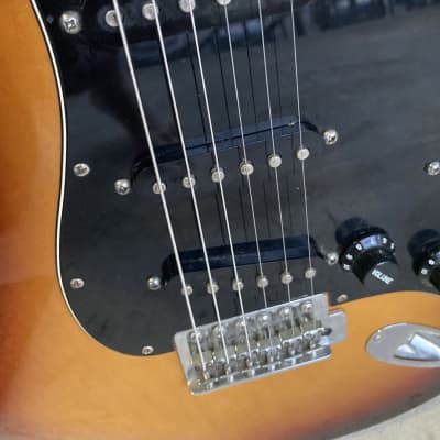 Fender Standard Stratocaster with Rosewood Fretboard 2009 electric guitar  - Brown Sunburst image 8