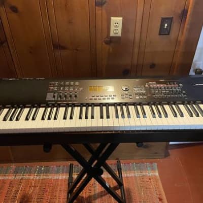 Yamaha S90 ES synth 2002 - Black