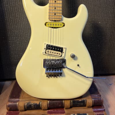Kramer ESPヴィンテージ Kramer Pacer Classic FR Special Scarlet Red Metallic $379