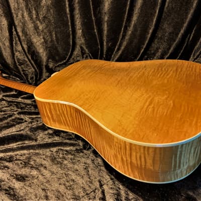 Guild D30 1987 Westerly Rhode Island Built Highly Figured Flame Maple Neck and Body Guild Acoustic image 3