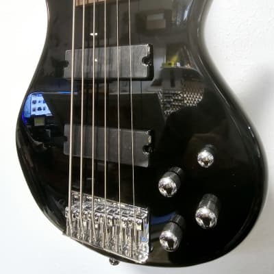 Ibanez Gio 6 string Bass image 3