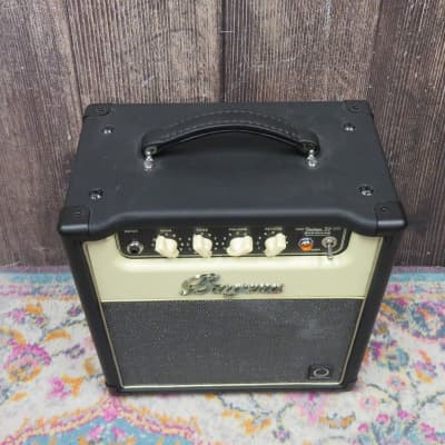 Bugera Vintage V5 Infinium Guitar Combo Amplifier (Cleveland, OH) image 2
