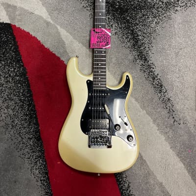 Fender  Contemporary Stratocaster  80s  Olympic white image 1
