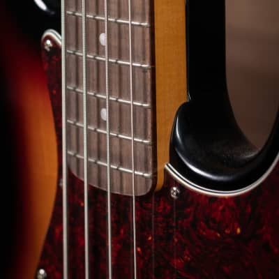 Squier Classic Vibe '60s Jazz Bass, Laurel FB, 3-Color Sunburst image 6