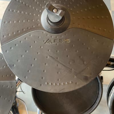 Alesis Surge Mesh Kit Electronic Drum Set 2010s - Black image 9
