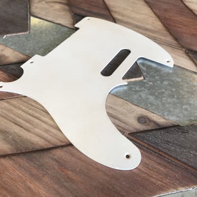 Real Life Relics White Telecaster® Pickguard 1 Ply 5 Hole   [PGJ4] image 2