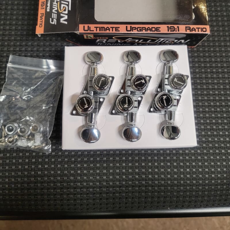 aged Kluson nickel tuners RELIC'D for Fender Custom Shop Strat