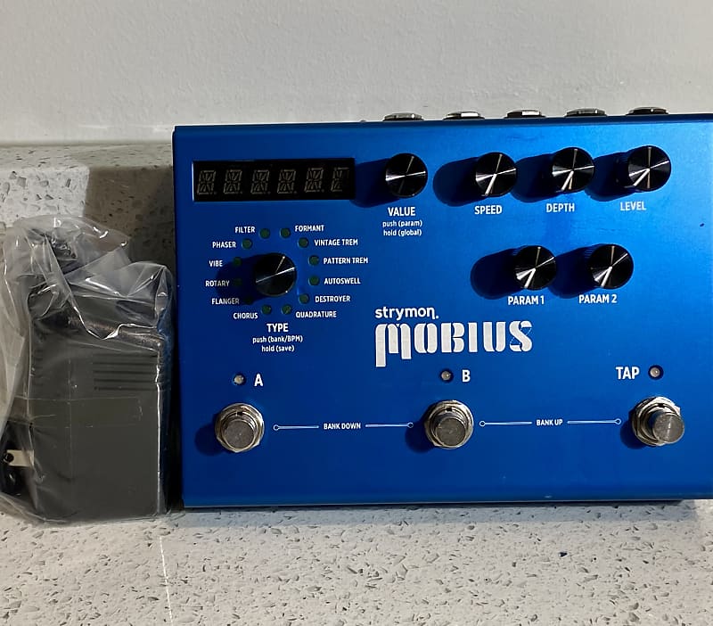 Strymon Mobius