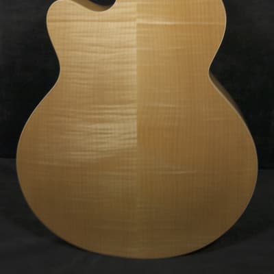 Peerless Manhattan Blonde Archtop Guitar w case #7141 image 4