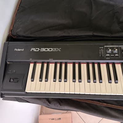 Roland RD-300NX 88-Key Digital Piano 2010s - Black