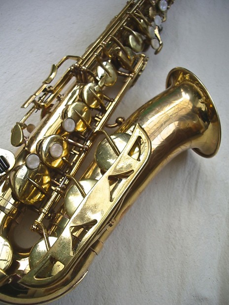 Conn 18m alto saxophone deals