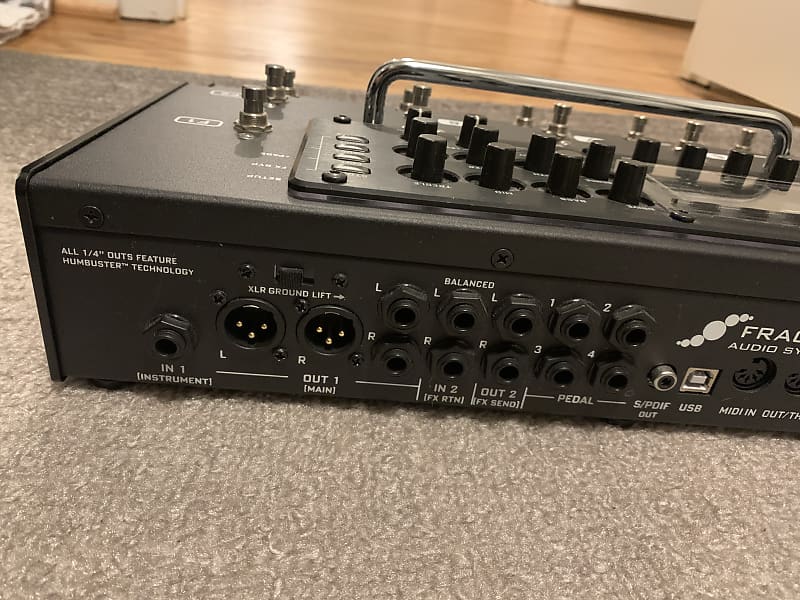 Fractal Audio AX8 AX-8 Multi-Effects and Amp Floor Modeler
