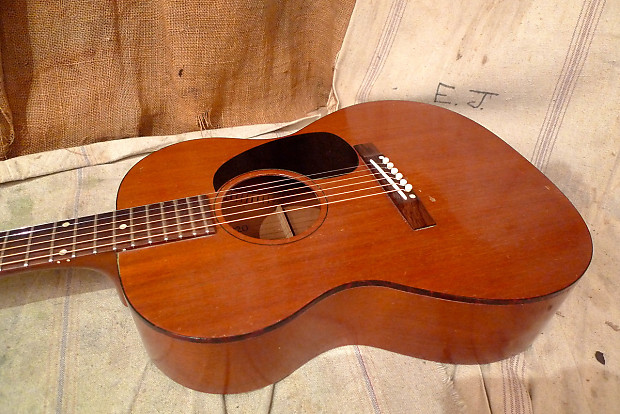 1961 Gibson LG-0 Acoustic Guitar Excellent Condition With