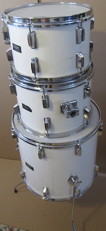 ADAM 4 piece Drum set White/Chrome image 1