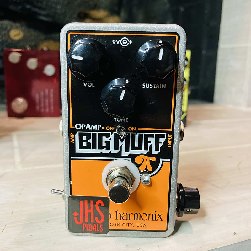 JHS Electro-Harmonix Op Amp Big Muff Pi Reissue with 