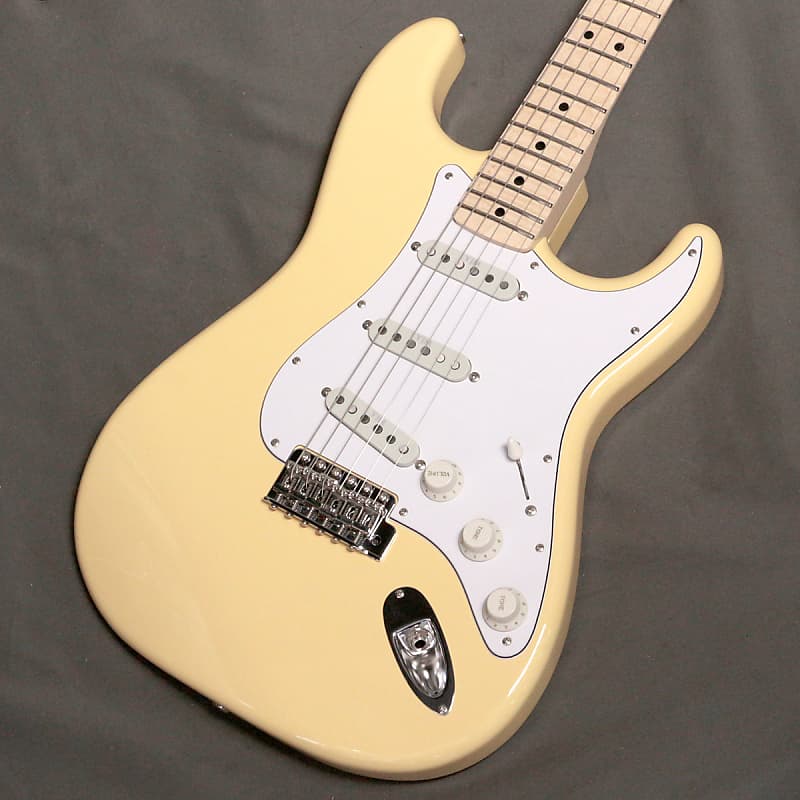 Fender Japan Exclusive Yngwie Malmsteen Stratocaster Yellow White (05/31)