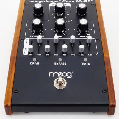 Moog Moogerfooger MF-105B Bass MuRF Pedal Effect+ Neuwertig