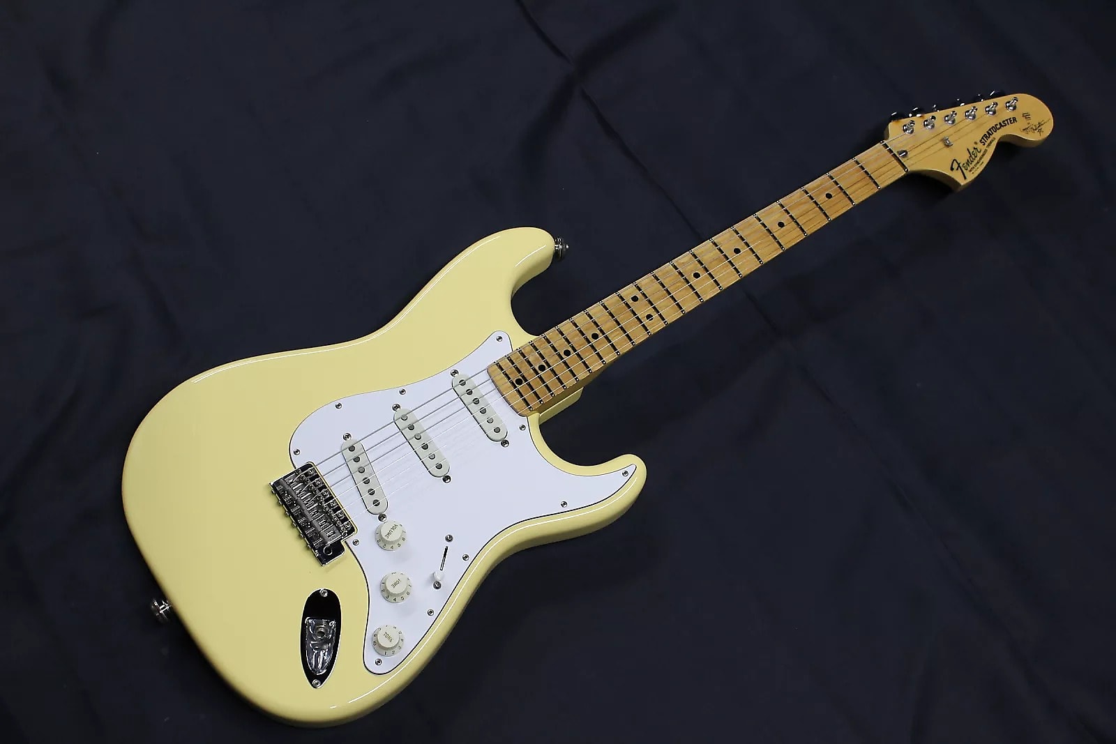 Fender ST-YJM Yngwie Malmsteen Signature Stratocaster Made In Japan | Reverb