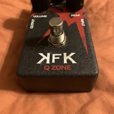 MXR Kerry King Signature KFK Q-Zone QZ1 Crybaby Wah Pedal  Black image 2