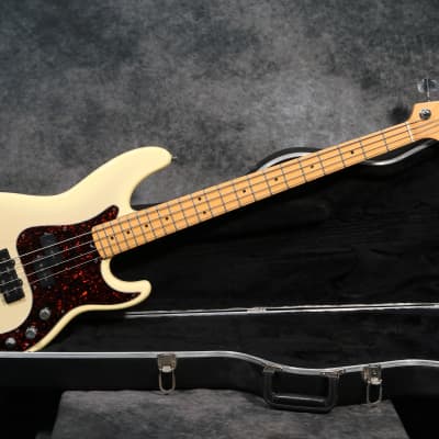 1996 Fender American Deluxe Precision Bass - See-Through Blonde - OHSC image 2