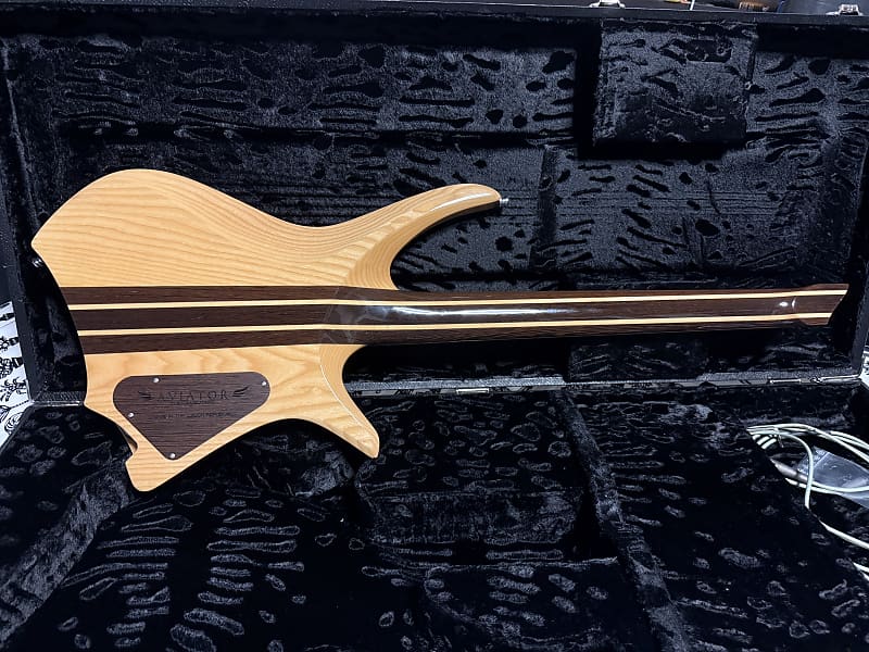 【ファッション通販】 Nighthawk6 Aviator Lefty Reverb | Finish Gloss - 2020~2021 ギター