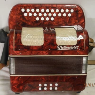 Weltmeister  8 bass diatonic button accordion key C/F 1990-2000 red marble image 4