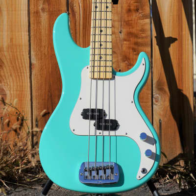 G&L USA Fullerton Deluxe SB-1 Turquoise/Maple 4-String Electric Bass Guitar w/ Gig Bag NOS image 6