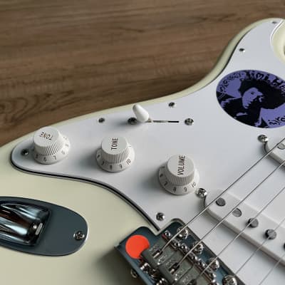 1997 Fender Jimi Hendrix Tribute Stratocaster image 10