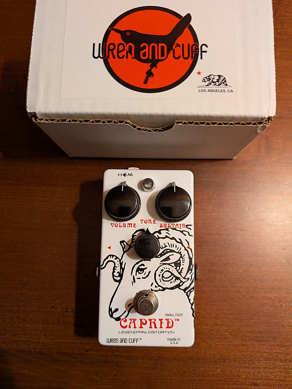 Wren and Cuff Caprid Small Foot