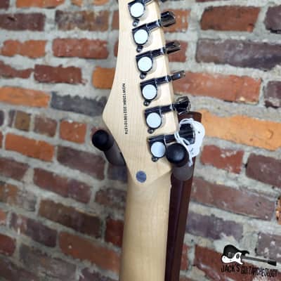 Nashville Guitar Works NGW125BK T-Style Electric Guitar w/ Maple Fretboard (Black Finish) imagen 12