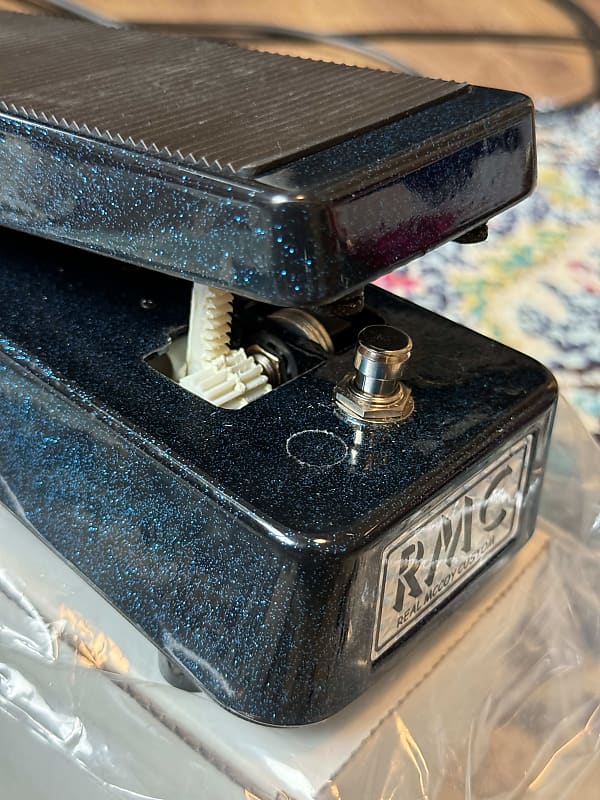 MINT plus FREE SHIPPING - Real McCoy Custom RMC11 Wah-Wah