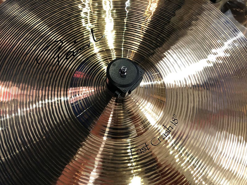 PAISTE 18