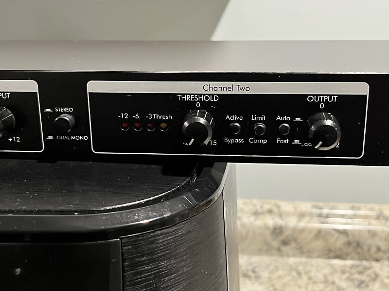 ART Dual Channel Levelar Tube Compressor 97 to 2001 - Black