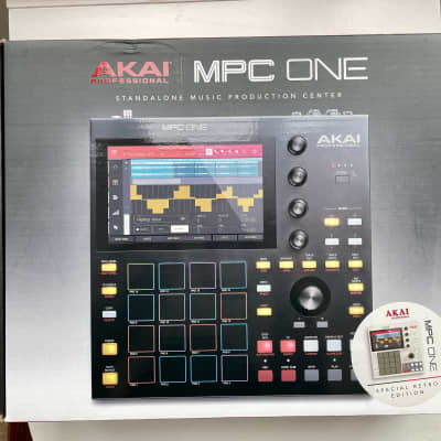 Akai MPC One Standalone MIDI Sequencer Retro Edition 2021 - Present - Grey image 6