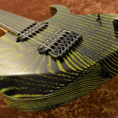 Strictly 7 Guitars Cobra K7 HT B Fannd Fret Black with Yellow Grain Fill[GSB019] image 4