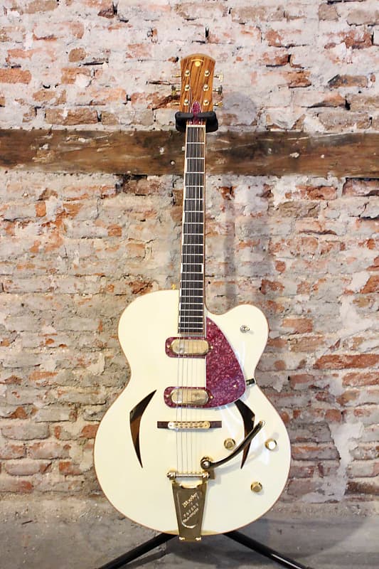 Versoul Swan Acoustic Electric Guitar 1998 White image 1