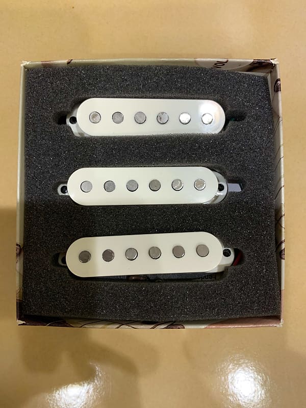 Stratocaster style pickups | Reverb