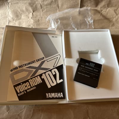 Yamaha DX7 Data ROM Cartridge Wind Instrument Group Vrc-102 Excellent Condition in box with Users Manual booklet