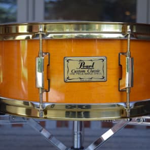 Pearl Custom Classic 5.5x14" One-Piece Solid Maple Snare Drum 1990s 