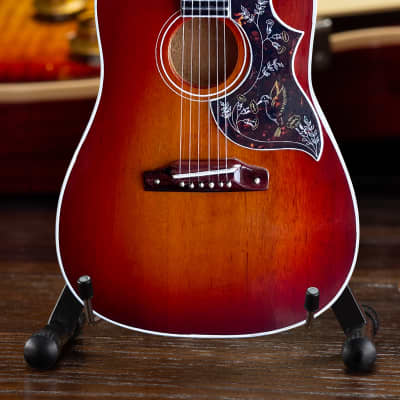 Axe Heaven Gibson Vintage Cherry Hummingbird Guitar 1:4 Scale Acoustic Mini Guitar Replica image 3