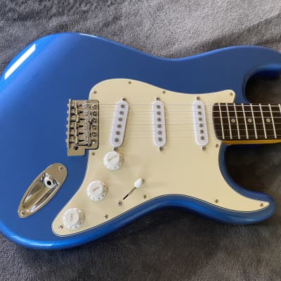 2023 Del Mar Lutherie Surfcaster Strat Lake Placid Blue - Made in USA image 2
