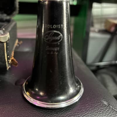 Selmer Signet Soloist Bb Clarinet - Black image 7