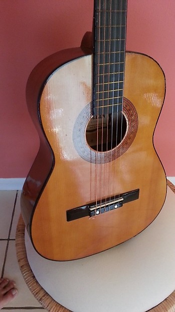 Gremlin classical deals guitar