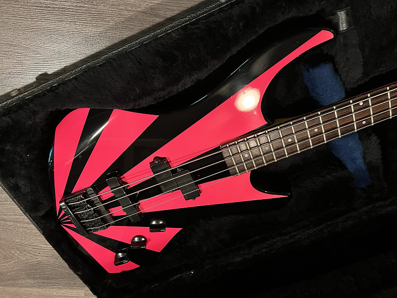 Guild Pilot bass - Pink Ray (Twisted Sister) w/hsc image 1
