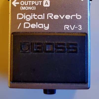 Boss RV-3 Digital Reverb / Delay - Guitar Pedal Review - Var