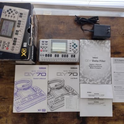 Yamaha QY70 Sequencer 2000s - Silver