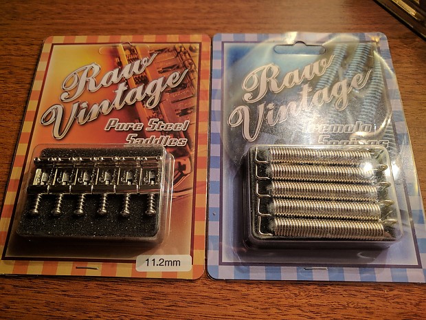 Raw Vintage by Xotic Pure Steel Saddles Tremolo Springs